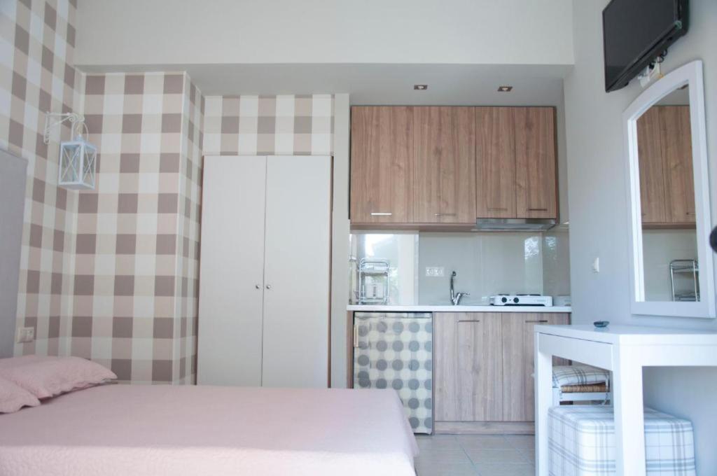 Ariadnes Holiday Accommodation Apidias Lakos Buitenkant foto