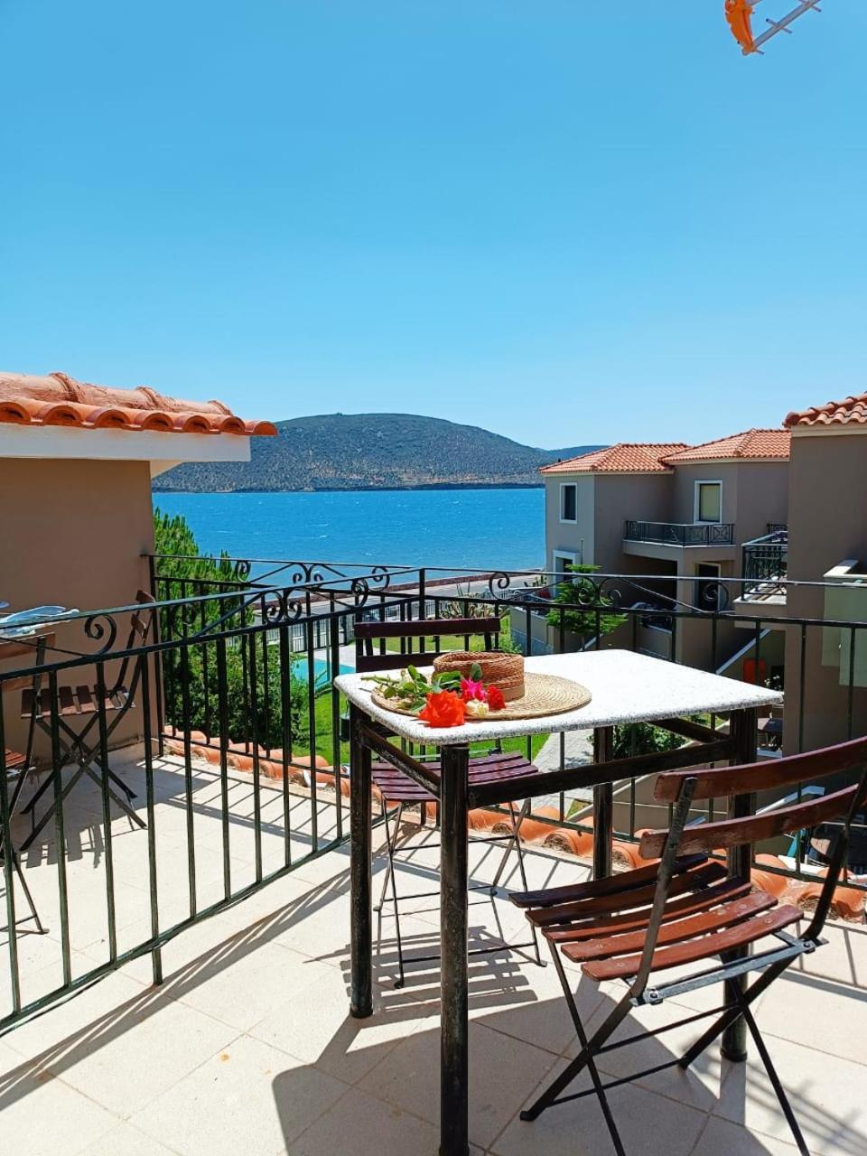 Ariadnes Holiday Accommodation Apidias Lakos Buitenkant foto
