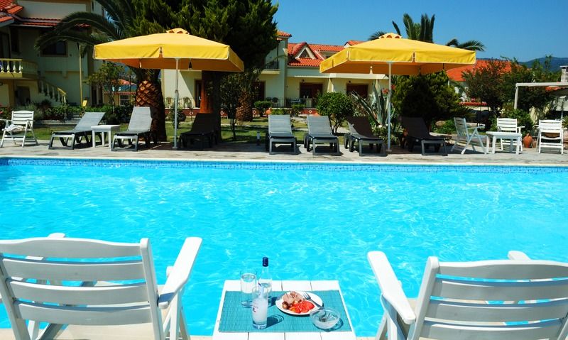 Ariadnes Holiday Accommodation Apidias Lakos Buitenkant foto